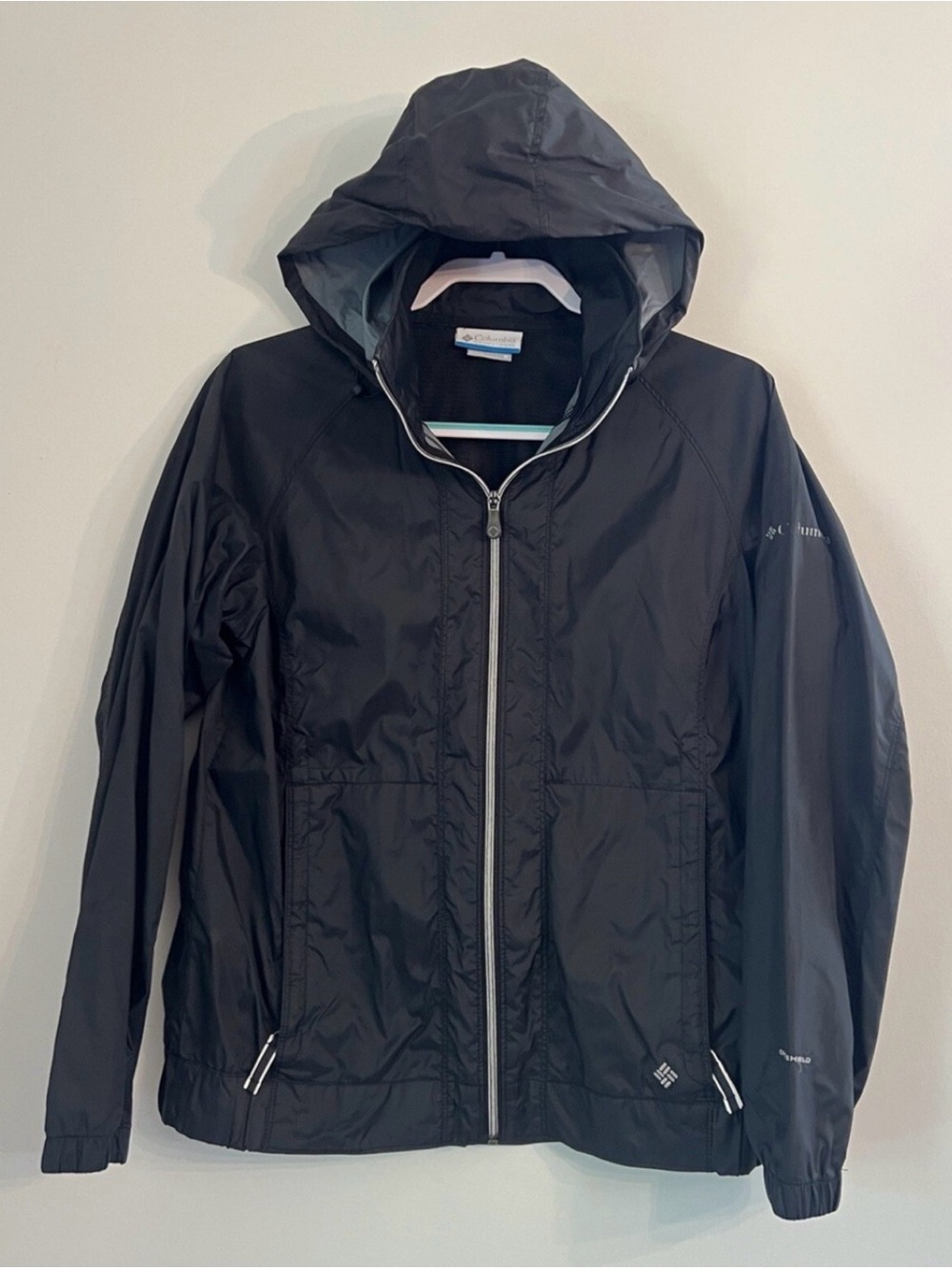 Columbia Black Hooded Rain Jacket